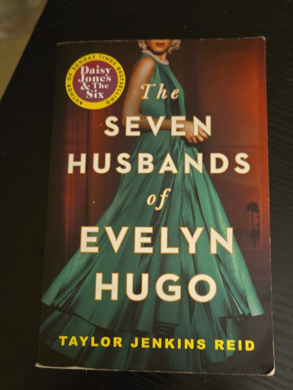 The Seven Husbands of Evelyn Hugo — Teal Cover Paperback